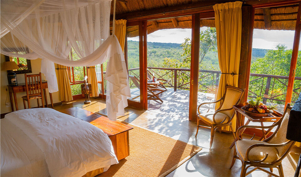 nungubane-accommodation-room-deck.jpg