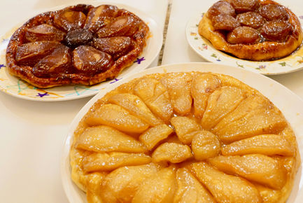 Pear and apple tartes tatin
