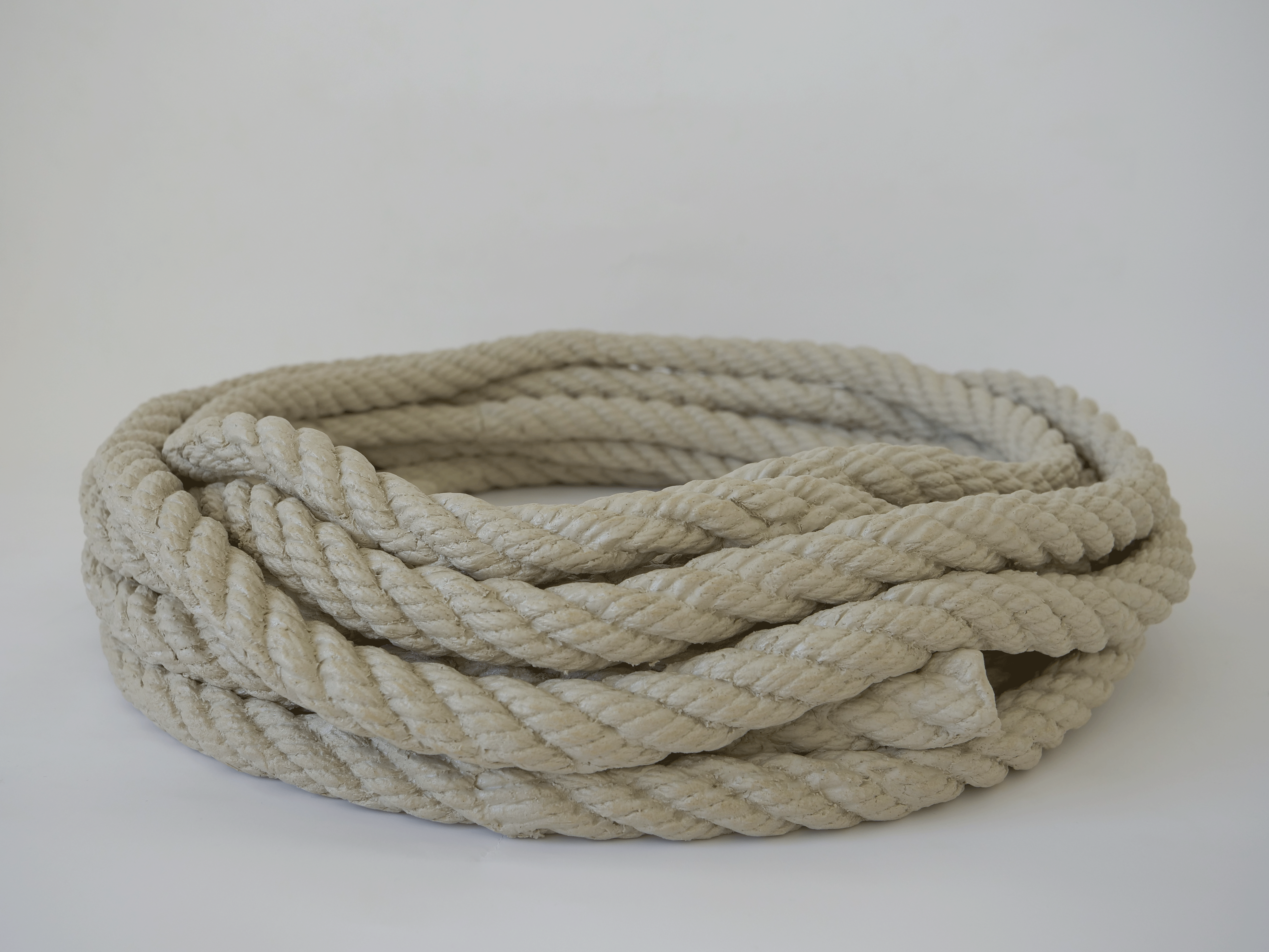 Maude-Schneider_LOW-Twist.gif