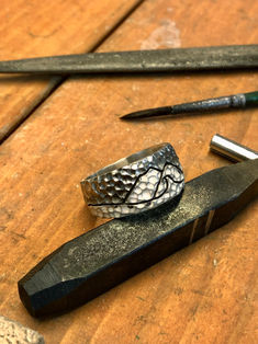 Surf & Snow Original Design Ring.