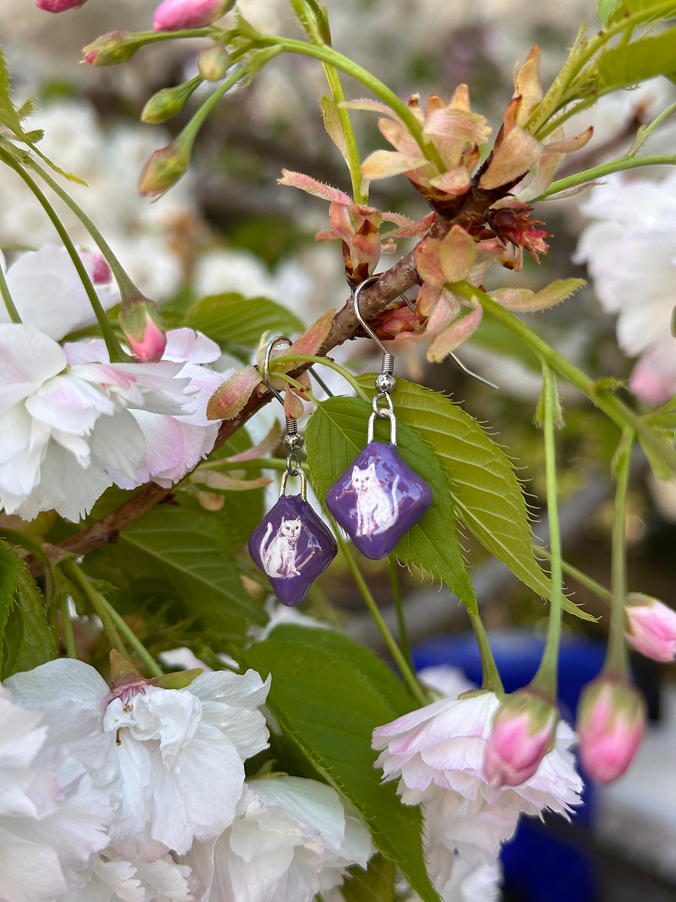 Thumbnail: purple cat earrings