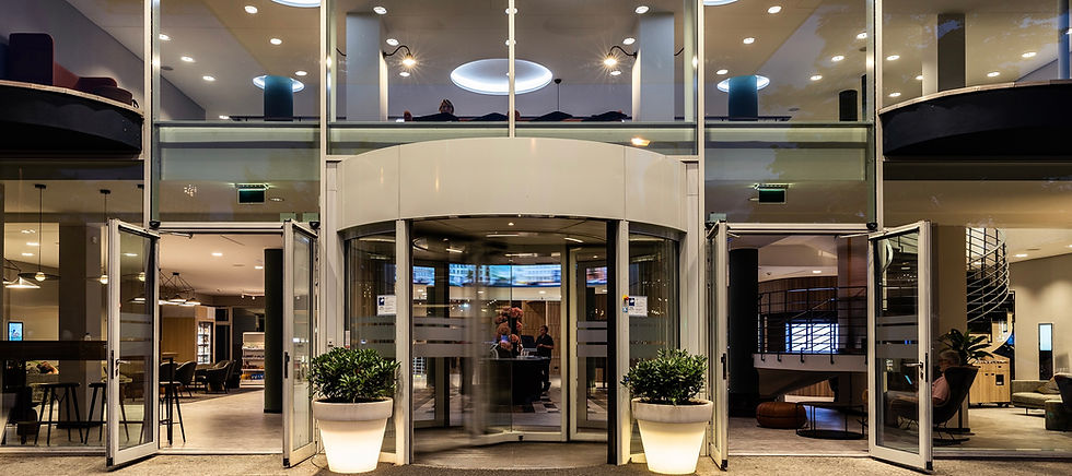 HBB_Entrance_03 2