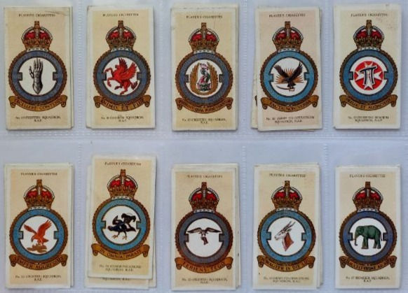 Miniatura: 118 x John Player & Sons Cards: R.A.F. Badges (c. WWII)