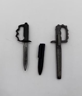 2x Trench Knives with Scabbard (1/6 Scale)