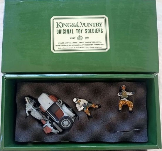 King & Country WS06(W) German Motorcycle With Side Car and Two Fig. (1:30 scale)