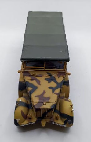 縮圖：21st Century Toys Beussing  Sd.Kfz. 7 Half Track 8 Ton Truck (1:32 Scale)