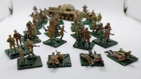 WWII Russian Army Forces With IS-3 Heavy Tank Plastic Moulded (1:72 Scale)