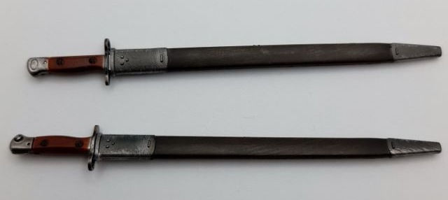 2x Long Bayonets (1/6 Scale)