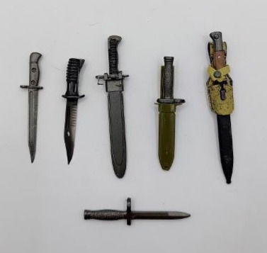 Mixed Selection of Bayonets (1/6 Scale)
