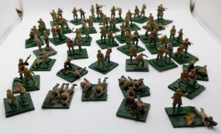 WWII United States Marine Figures Plastic Moulded Condition (1:72 Scale)
