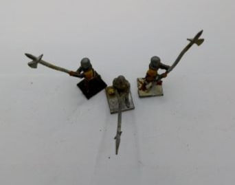 Miniaturbild: 3 x Metal Medieval Axemen Military Figurines Miniatures (1:72 Scale)