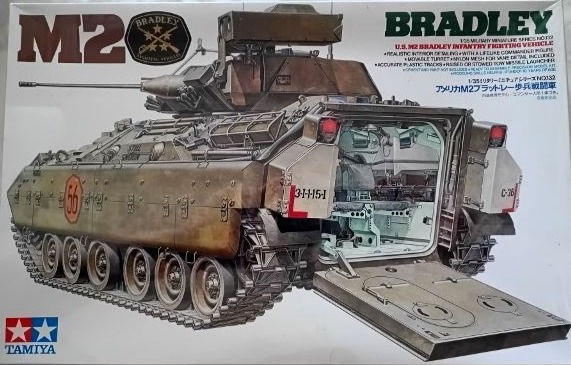 M2 Bradley Fighting Vehicle (1:35 Scale) Tamiya Models