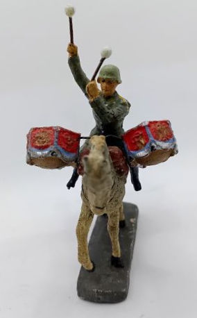 Elastolin Lineol German Mounted Cavalryman (c.1930)