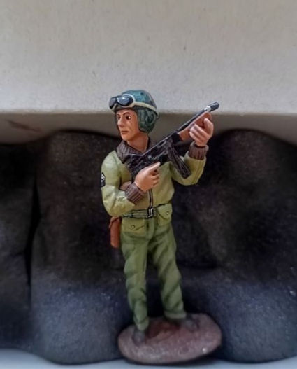 King & Country DD27C D-Day Metal Gunner Figure (1:30 scale)
