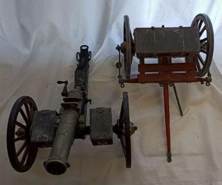 縮圖：U.S.A Gatling Gun and Limber 1883 Diecast Model (1:12 Scale)