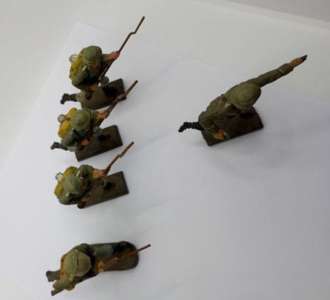 Miniatyrbilde: 5x Elastolin Lineol German Infantry 'Bayonet Charge' (c.1930)
