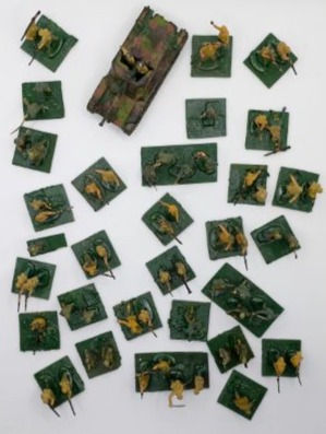Miniature : WWII Japanese Marine Forces With Type I 75mm Self-Propelled Gun (1:72 Scale)