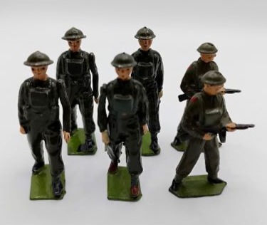 6x 54mm Vintage Britain's Metal British WWII Infantry Figures (c. WWII)