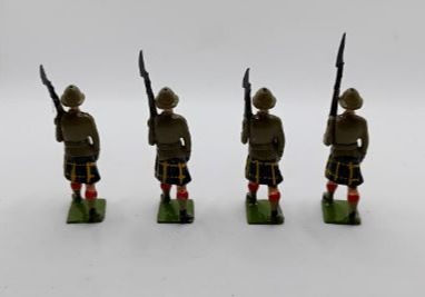 Miniature : 4x Britains Model No. 1901 54mm Metal Cape Town Highlanders (c. WWI)