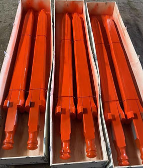 KONG BONG Rock Splitter, based in Hong Kong. It is the first Hong Kong company to produce large diameter hydraulic rock splitter and offers the largest splitter on big-scale drill and split project.
