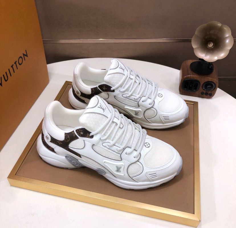 Thumbnail: SNEAKERS OLY (PREORDER)
