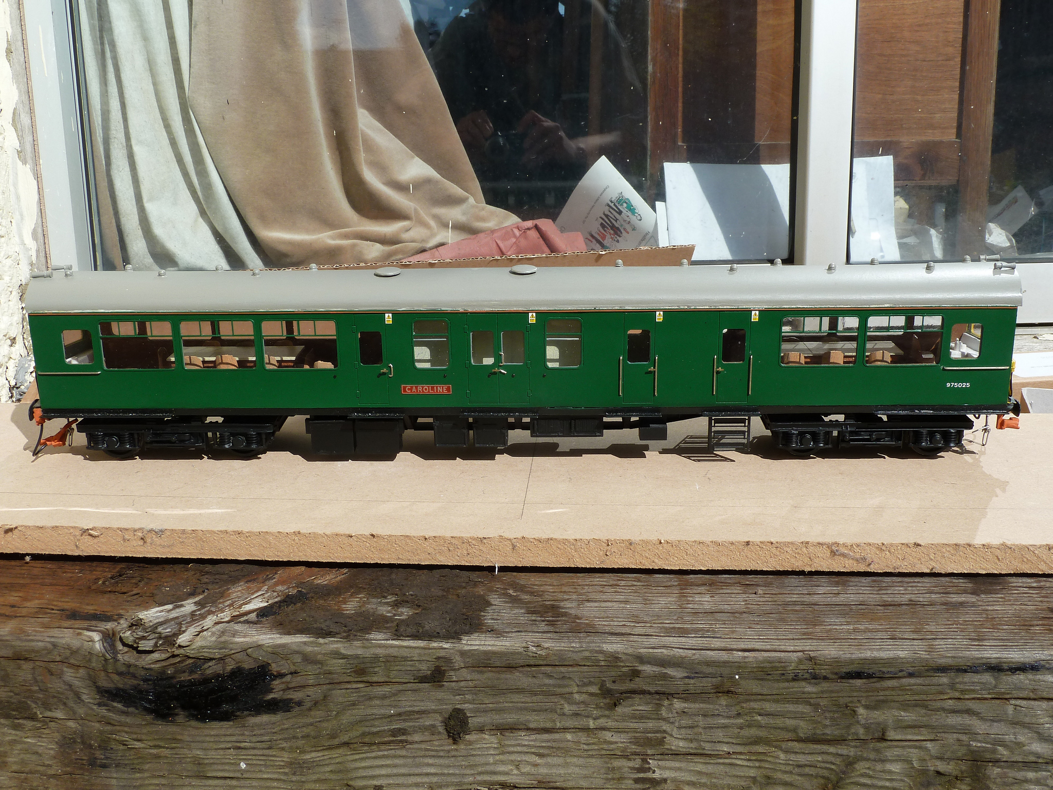 SR General Manangers Saloon 975025