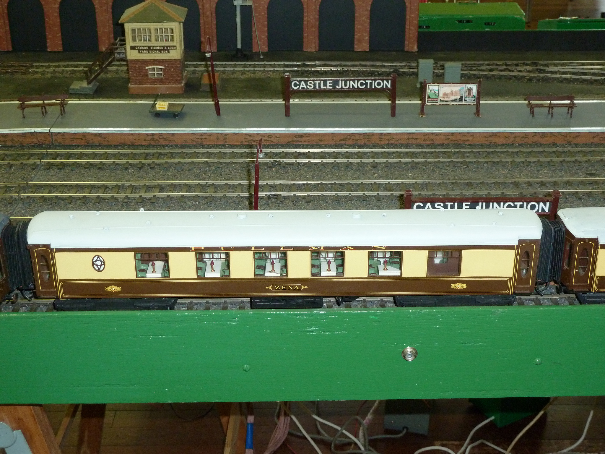 Pullman Parlour First