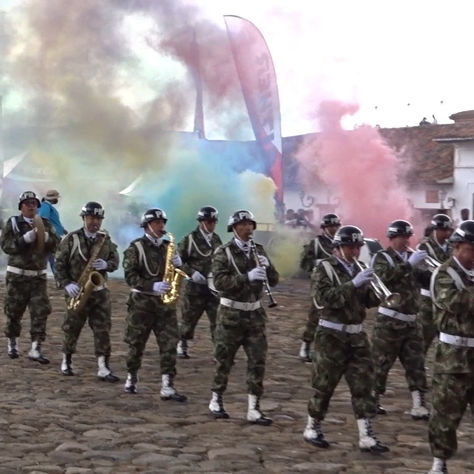 Ejército Nacional se unió al festival del viento y las cometas en Villa de Leyva