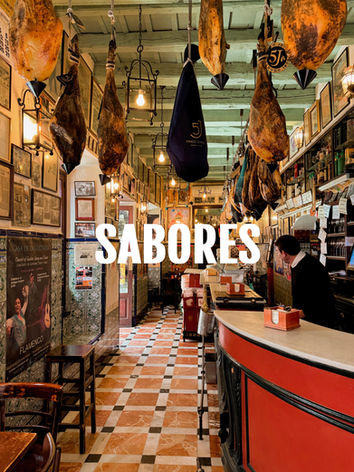 ✦ Restaurantes exclusivos
✦ Wine tastings y experiencias locales
✦ Cocina tradicional y gourmet
✦ Food tours y mercados locales