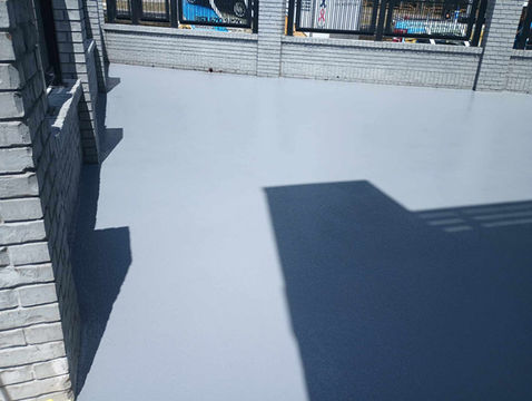 This polyaspartic floor system is designed to handle the daily wear and tear of Taco Bell’s bustling outdoor space.