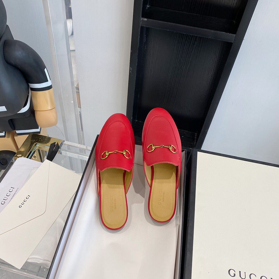 Thumbnail: Gucci Horsebit Mule Slippers Red
