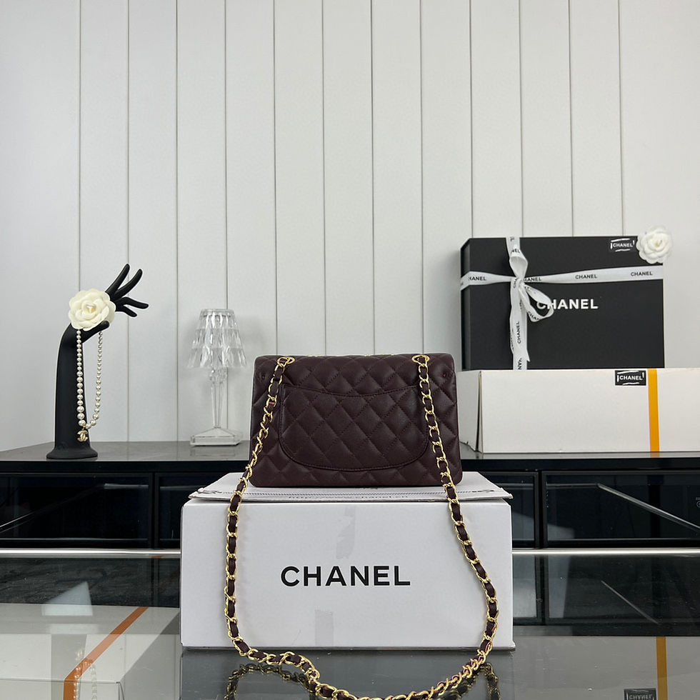 Thumbnail: Chanel Classic Gold Double Flap Handbag Burgundy