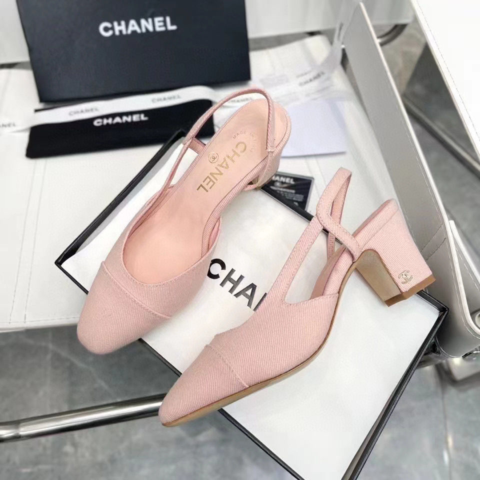 Thumbnail: Chanel Slingback Shoe Pink