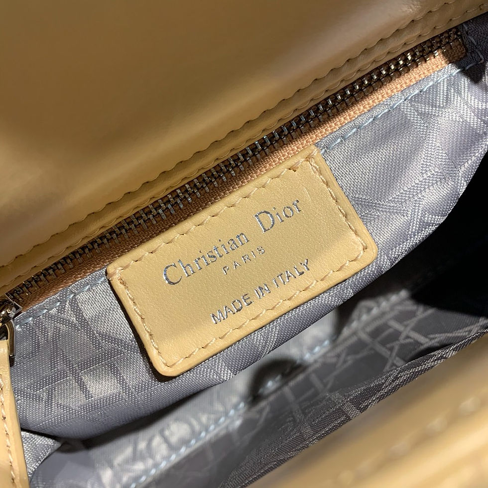 Thumbnail: Christian Dior Lady Dior Silver Chain Handbag Beige
