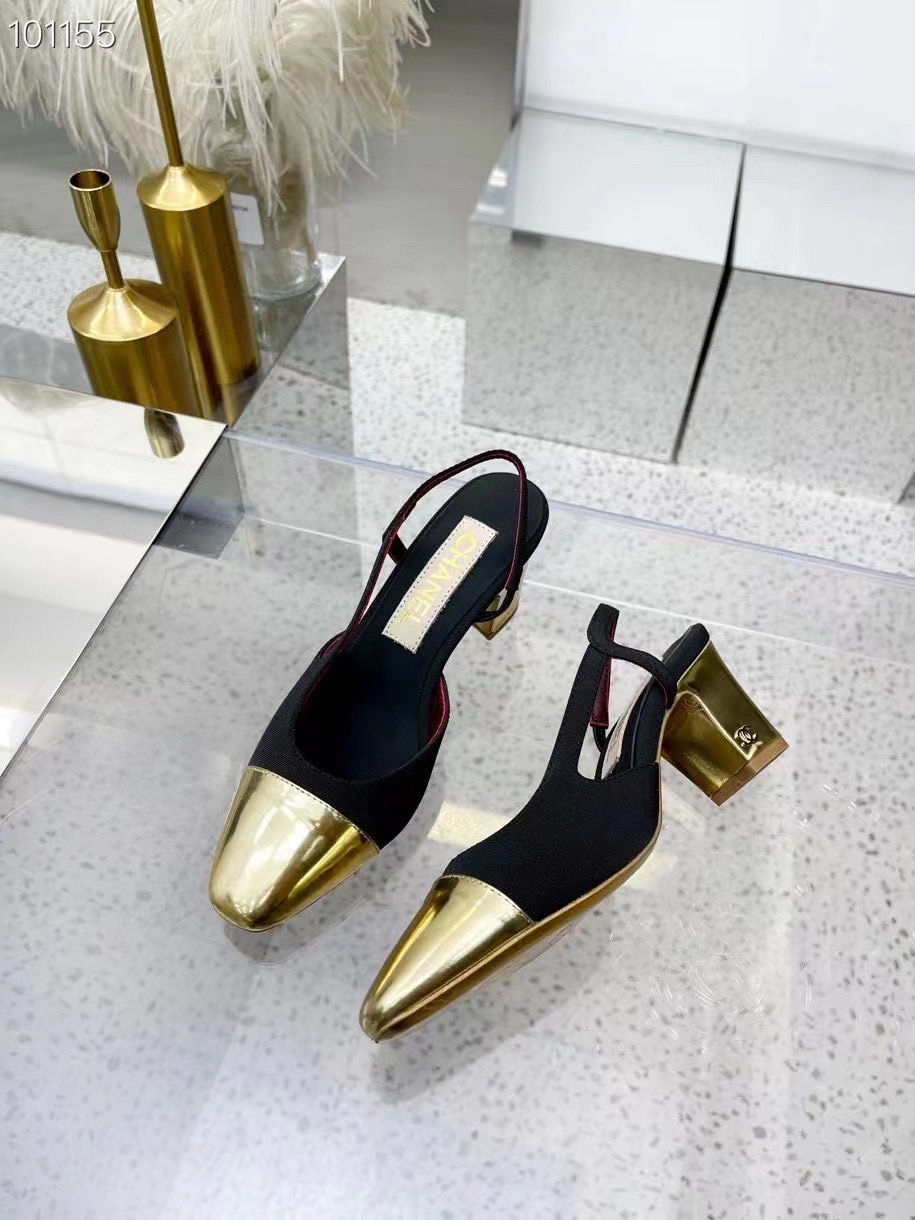 Thumbnail: Chanel Slingback Shoe Black & Gold