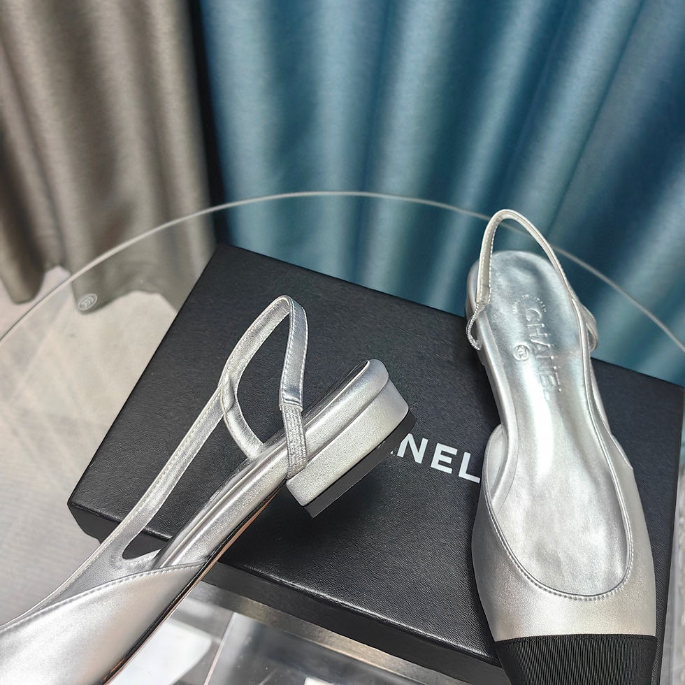 Thumbnail: Chanel Slingback Shoe Black & Gray