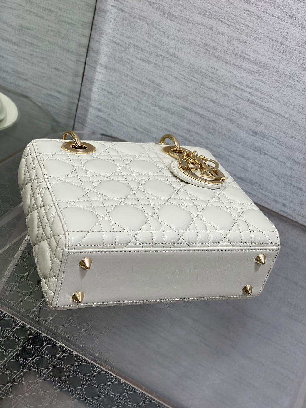 Thumbnail: Christian Dior Lady D-Sire Handbag White