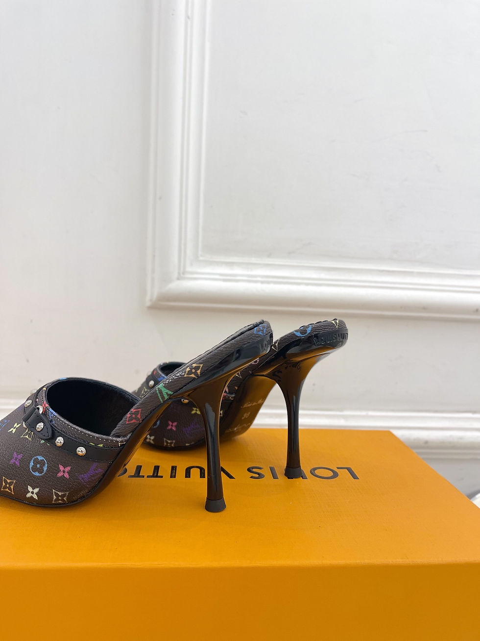Thumbnail: Louis Vuitton Mule Black Multicolor