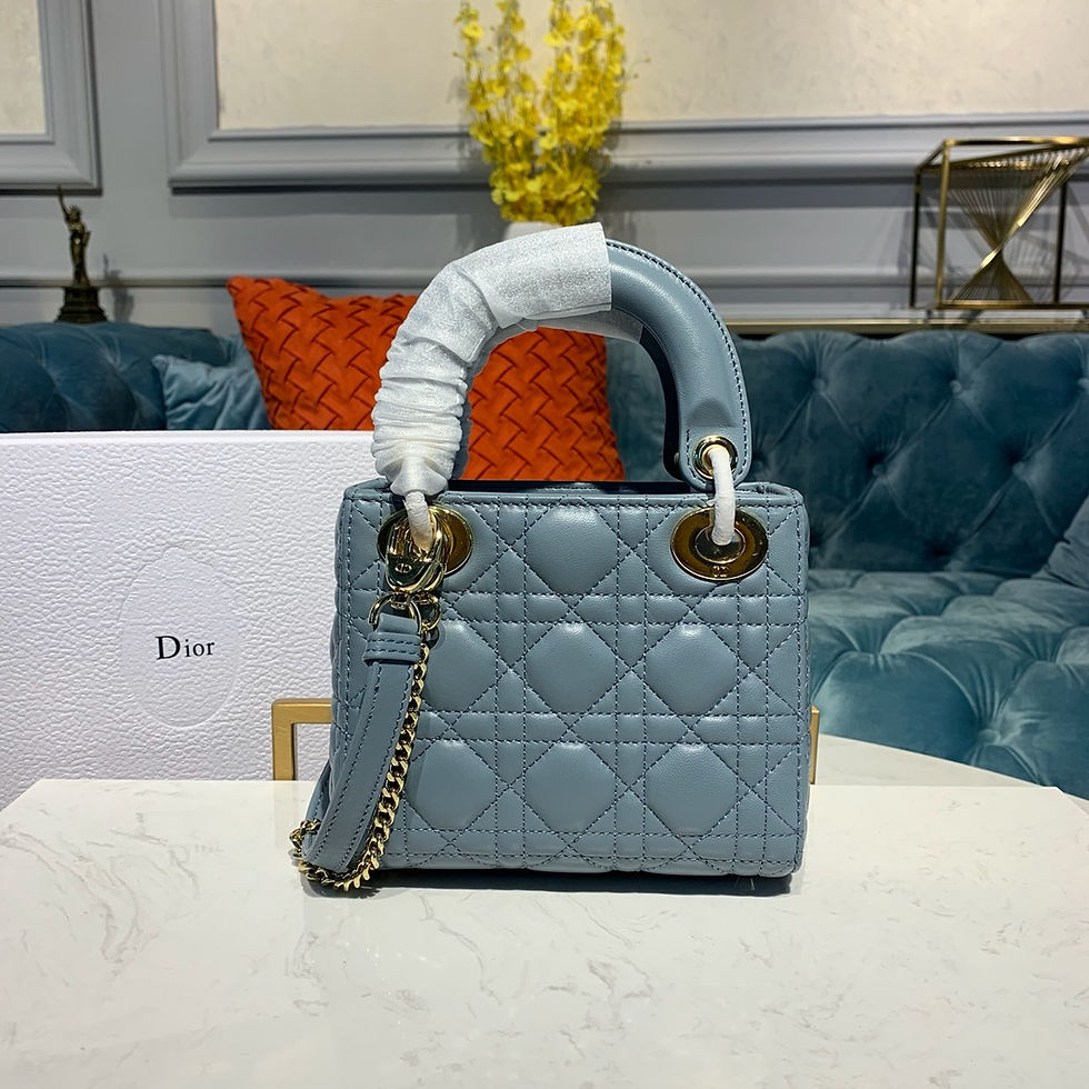 Thumbnail: Christian Dior Lady Dior Gold Chain Handbag Light Blue