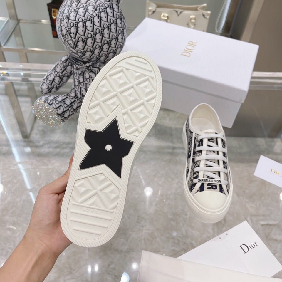 Thumbnail: Christian Dior Walk'n'Dior Platform Sneaker Blue & Beige