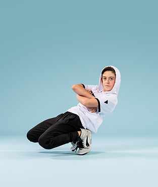 Parker Liewellyn-114A8560-Edit.jpg