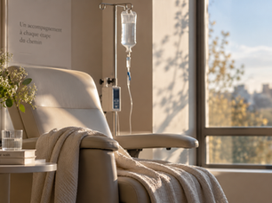 chaise avec couverture représentant une chimiothérapie ou autres traitements maladie cancer