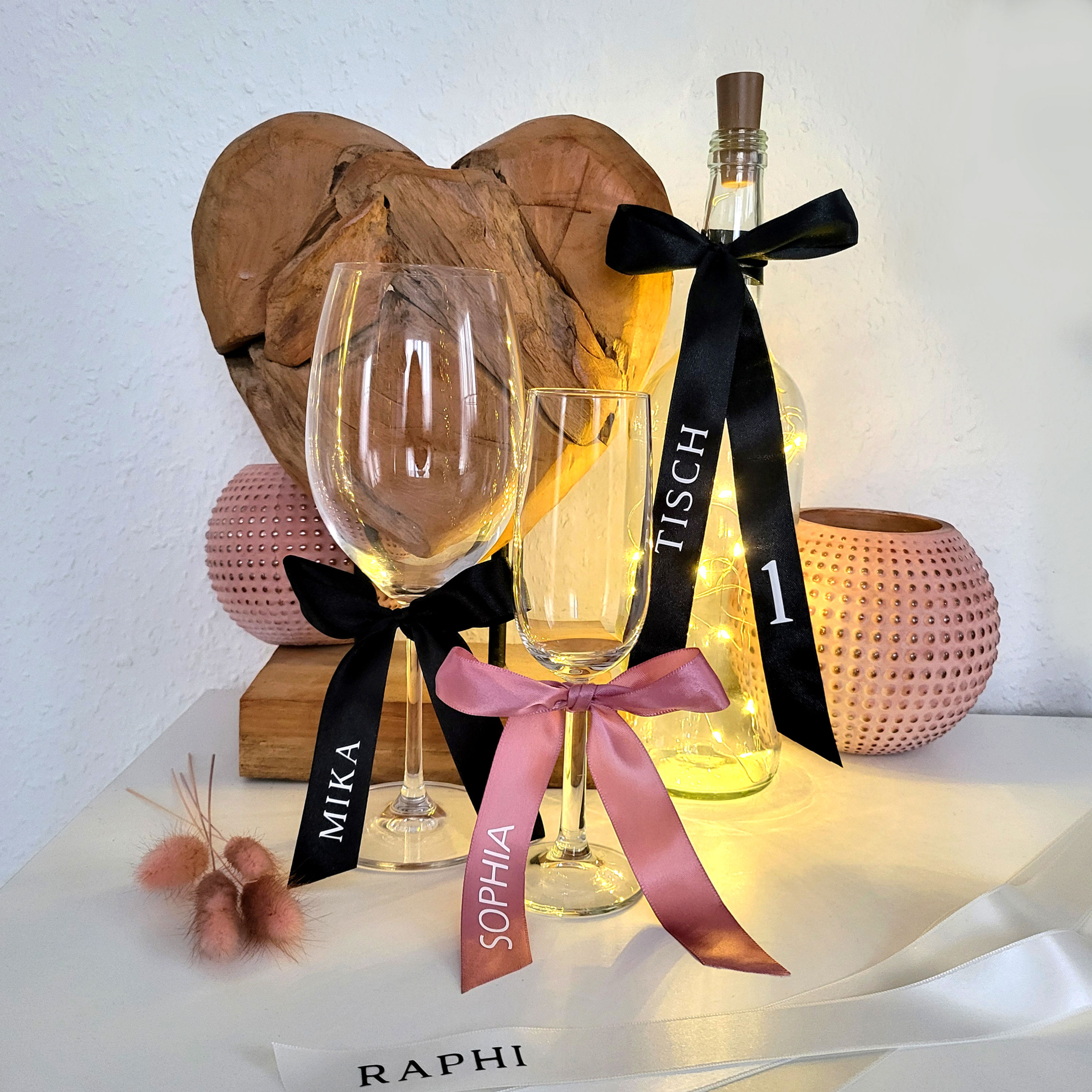 Schleifenband / Namenskärtchen / Tischkärtchen / Personalisiertes Weinglasband