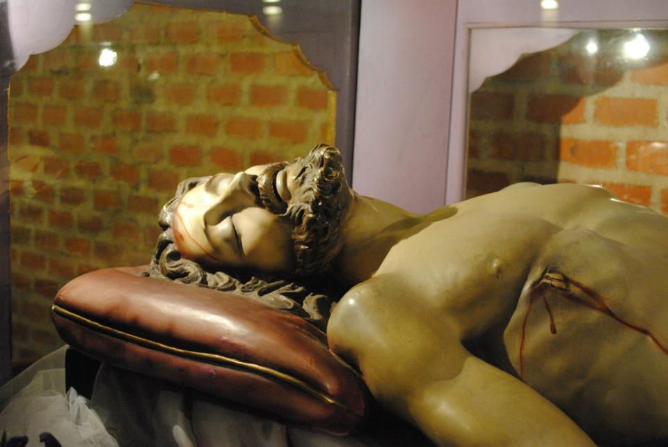 yacente 3.jpg