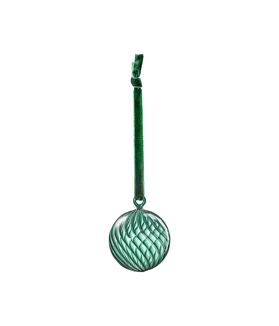 Miniaturbild: Handgefertigte Weihnachtskugel aus Glas in blaugrün mit farblich passendem Satinband.