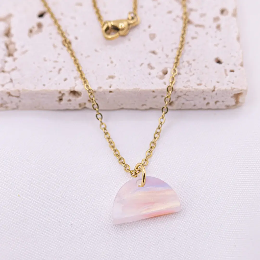 Halskette Halbkreis Acryl Schimmer von Tilda&Theo