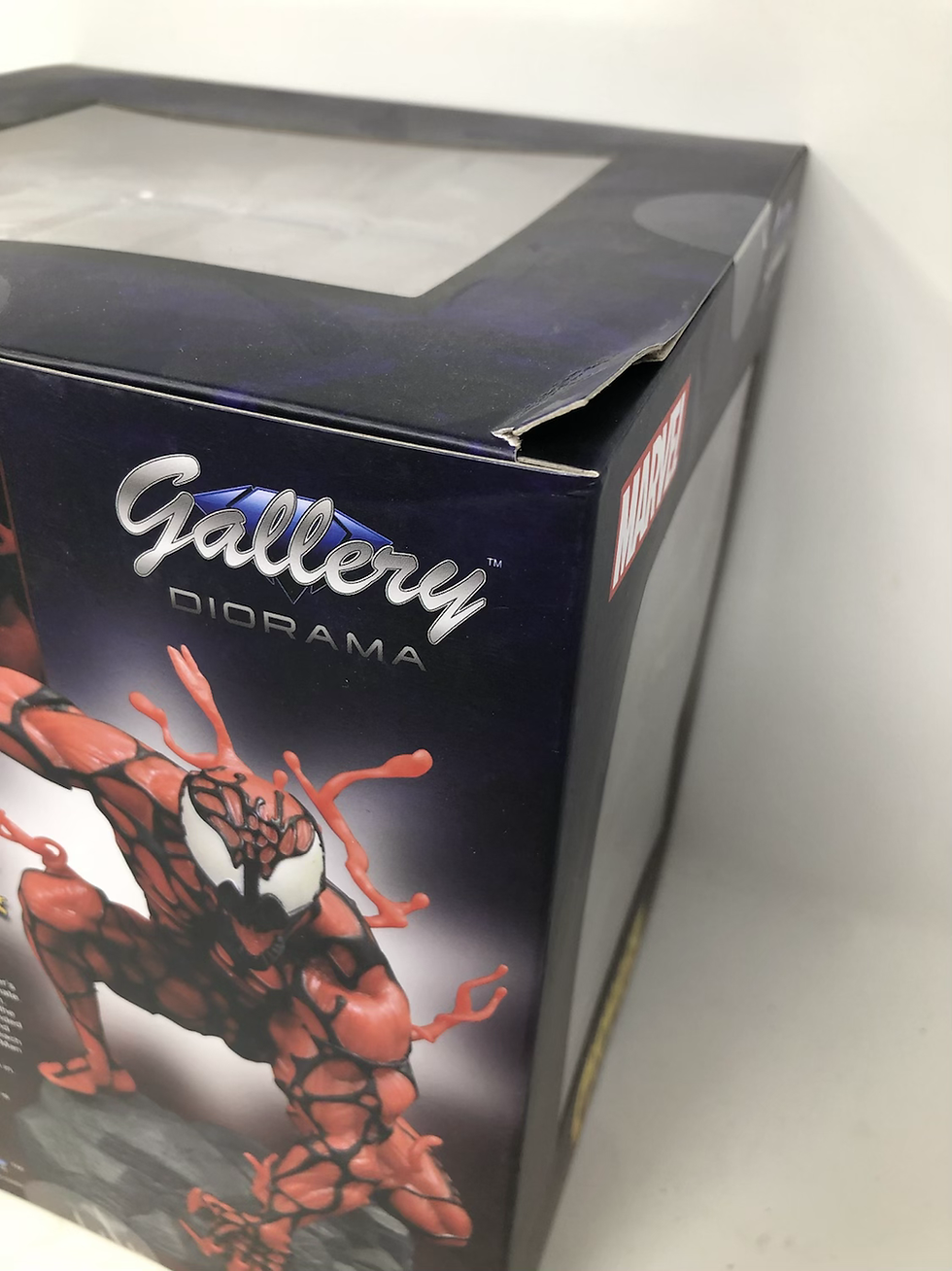 Thumbnail: Carnage Glow in the Dark Diorama Diamond Select Marvel