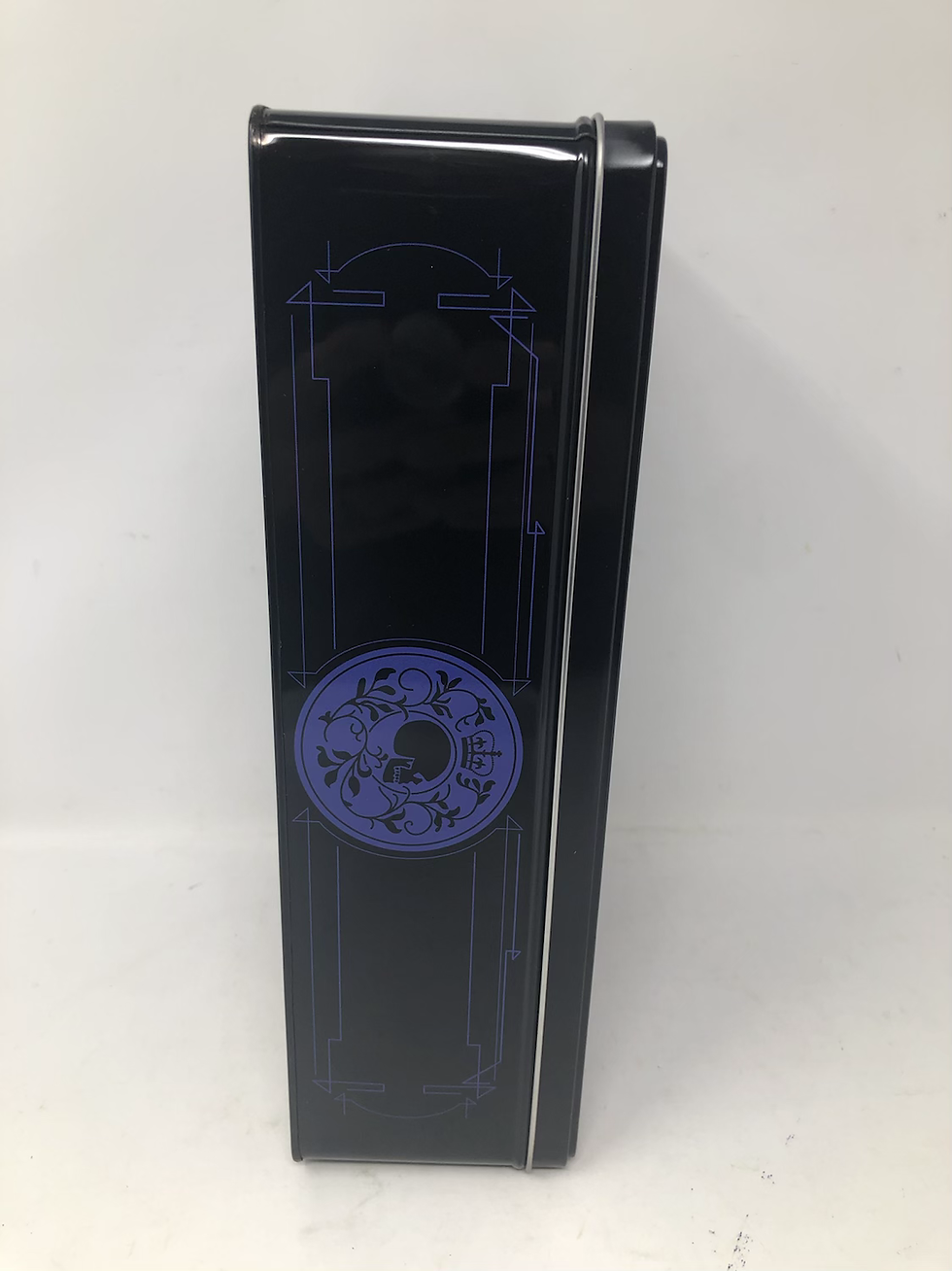 Thumbnail: John Wick Mezco One:12 Rare Tin Package