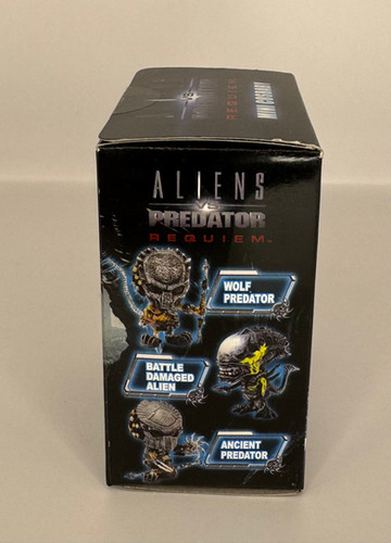 Hot Toys Alien Vs Predator Requiem Mini Cosbaby Blindboxes