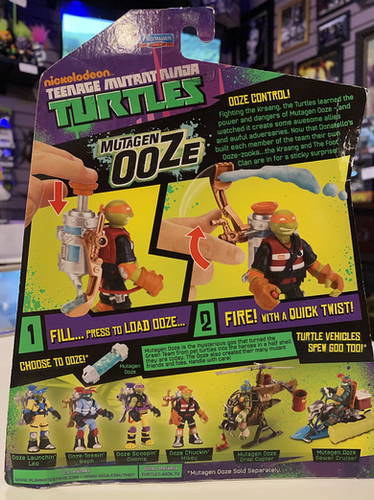 TMNT Teenage Mutant Ninja Turtles Mutagen Ooze Chuckin' Mikey